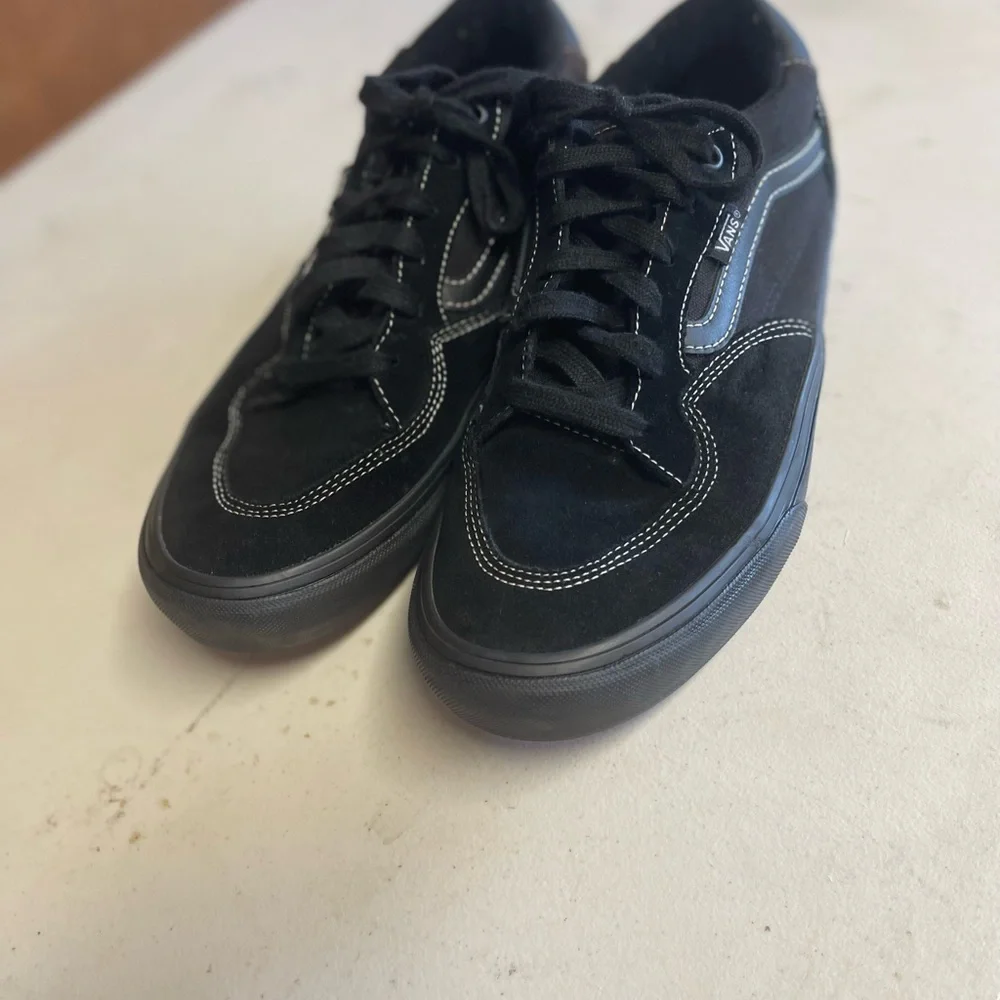 Men’s vans size 9.5 lightly worn